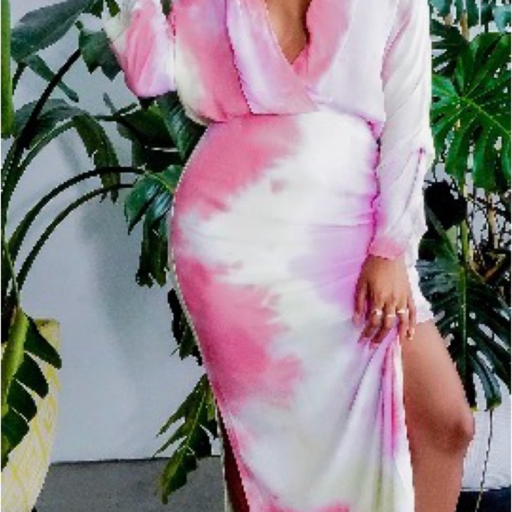 Elegant Pink and White Tie-Dye Dress